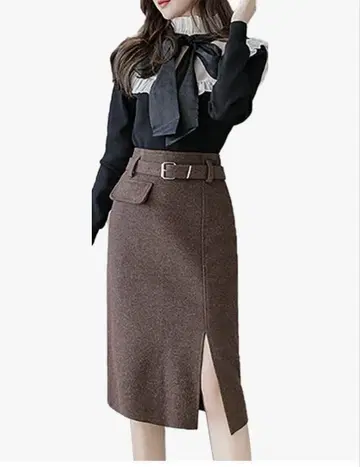 Gorcre 슬릿이 있는 브라운 스커트 M