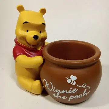 디즈니 식욕이 좋은 곰 푸우