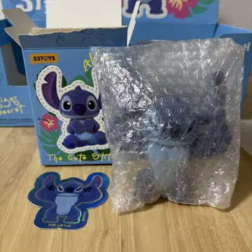 52TOYS 스티치 피규어