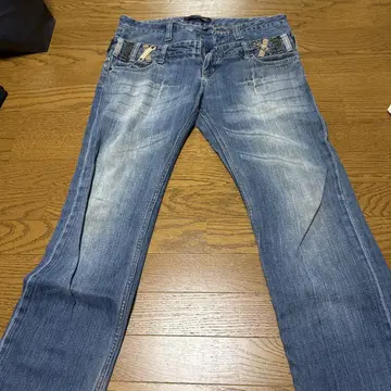 스키니 데님 라이트 블루 장식 포켓 부착