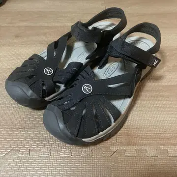 킨 로즈 샌들 23.5cm