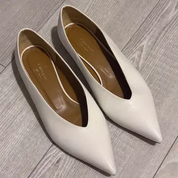 L'unique et moi VAGUE 스틸레토 펌프스