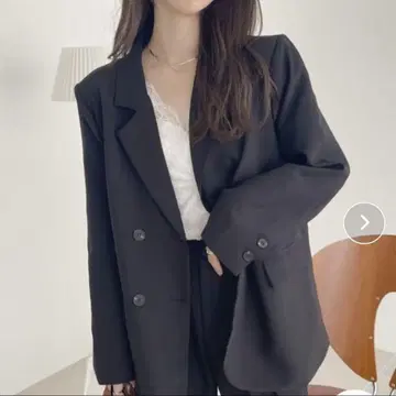 Ada. 테일러드 자켓 블랙
