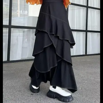 페이지 보이 스티치 티어드 플레어 스커트