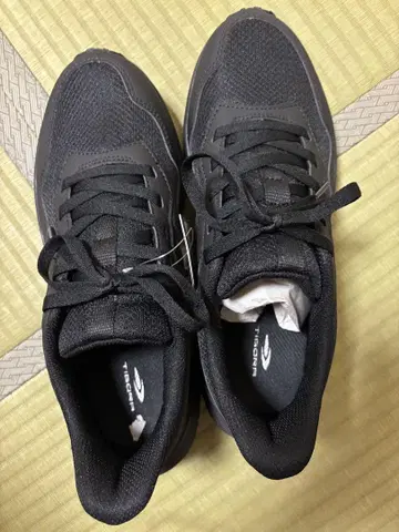 블랙 러닝화