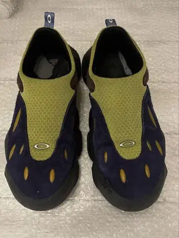 브레인 데드 x 오클리 플레시 28cm