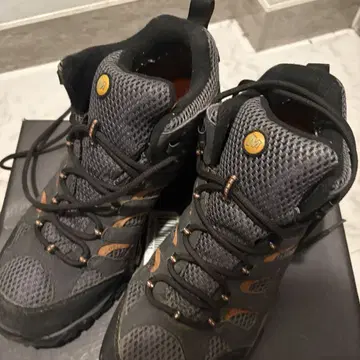 머렐 모아브 2 미드 J06059 26.5 USA8.5