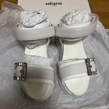 diana 화이트 샌들 22.5cm