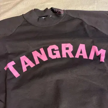 탕그램 모크넥 티셔츠