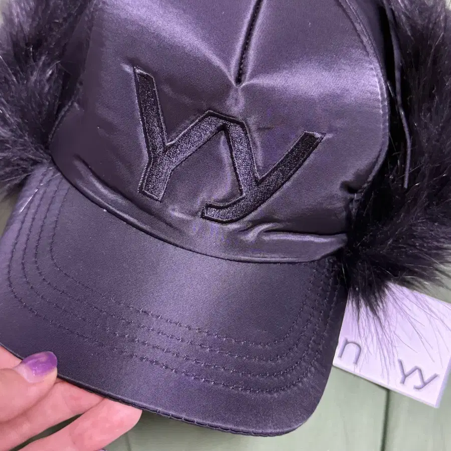 Open Yy Faux Fur Earflap Cap Black on Bunjang Global Site.