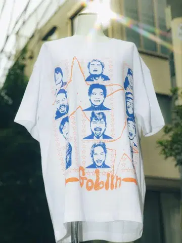 Goblin 티셔츠 화이트 XL 스티커 세트