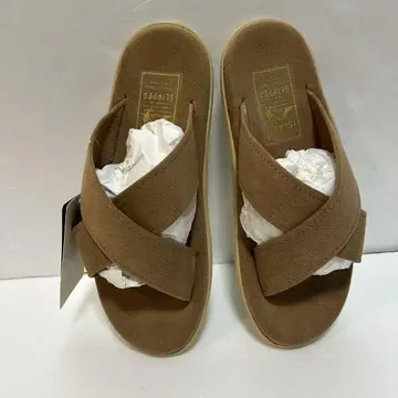 ISLAND SLIPPER 컴포트 샌들 브라운