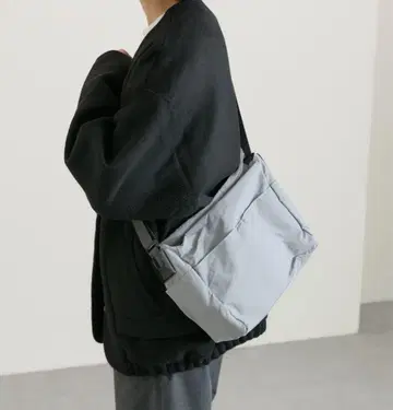 숄더백 ear PAPILLONNER 이아파피요네 스미 스타일
