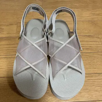 EVO 메쉬 크로스 스트랩 샌들 그레이