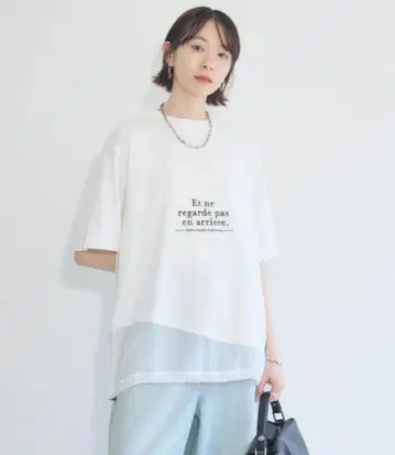 파라다이스 피크닉 반팔 티셔츠 화이트