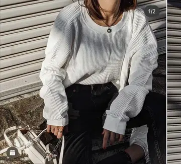 aclent 와플 포인트 단추 장식 긴 소매 티셔츠 화이트
