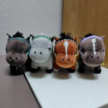 서러브레드 컬렉션 마스코트 볼 체인 2 봉제 인형 4개 세트