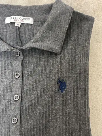 U.S. POLO ASSN. 그레이 폴로 옷깃 리브 원피스