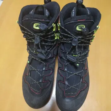 몬투라 슈퍼버티고 GTX UK8 (26.5cm)