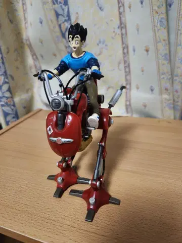 (이번 주까지 게재) 드래곤볼 Z 라이딩 피규어 손오반 메카 빨간색