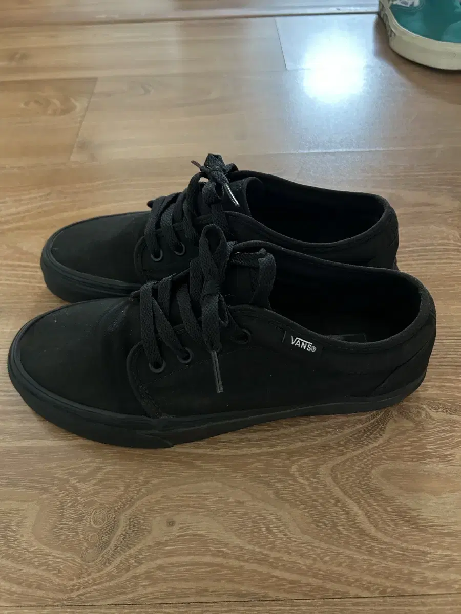 Vans Black Sneakers 235