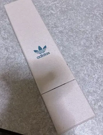 아디다스 손목시계 남녀 공용 골드