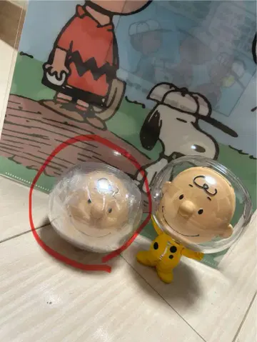 스누피 뮤지엄 찰리 브라운 캡슐 토이