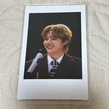 NuNew Be My Baby 폴라로이드
