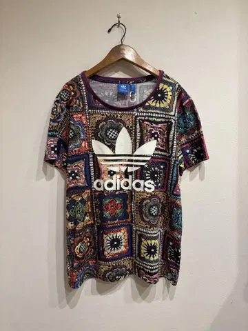 아디다스 오리지널스 CROCHITA TEE 티셔츠