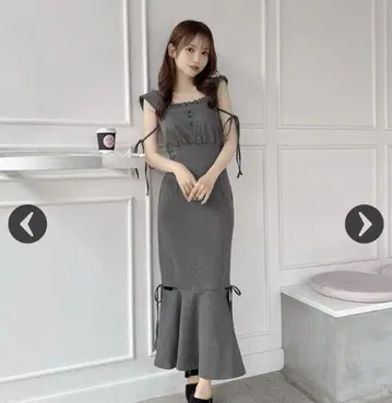 michellMacaron 후드 부착 오프숄더 머메이드 원피스