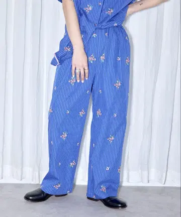 CITYSHOP 25ss PONTI 스트라이프 팬츠