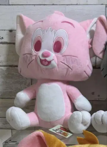 톰과 제리 사쿠라색 봉제 인형