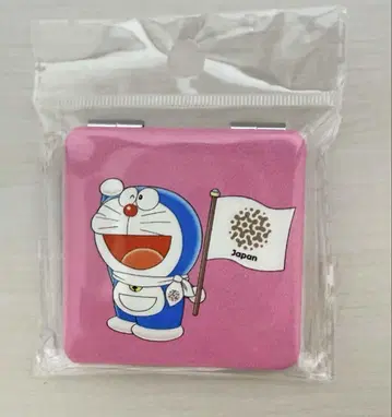 오사카 만국 박람회 일본관 도라에몽 접이식 미니 거울