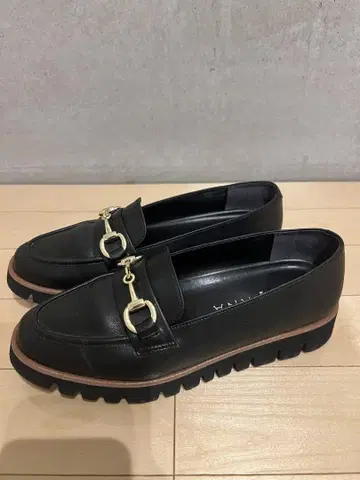 다이애나 로퍼 22.5cm