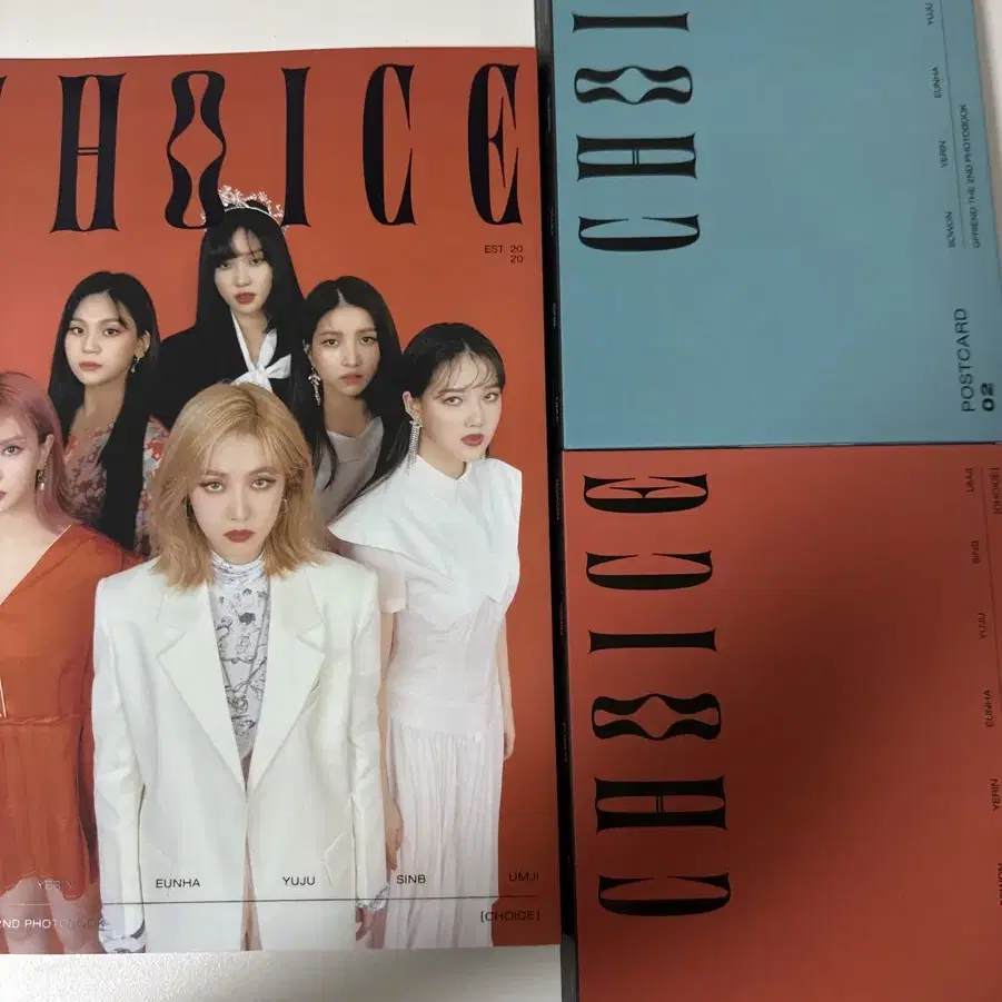 GFRIEND フォトブック 写真集 GFRIEND、初のフォトブック4月25日発売 - TOWER RECORDS ONLINE
