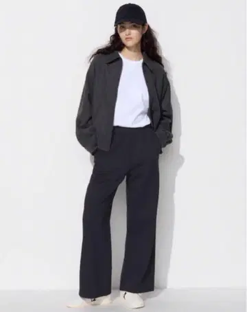 유니클로 드라이 맨투맨 와이드 팬츠 블랙