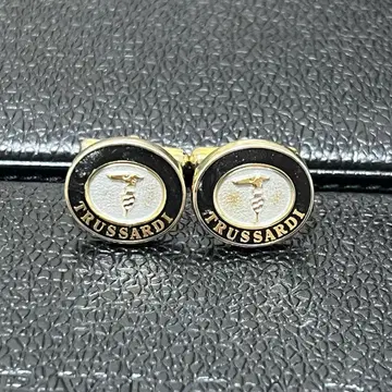 TRUSSARDI 넥타이핀 커프스 세트
