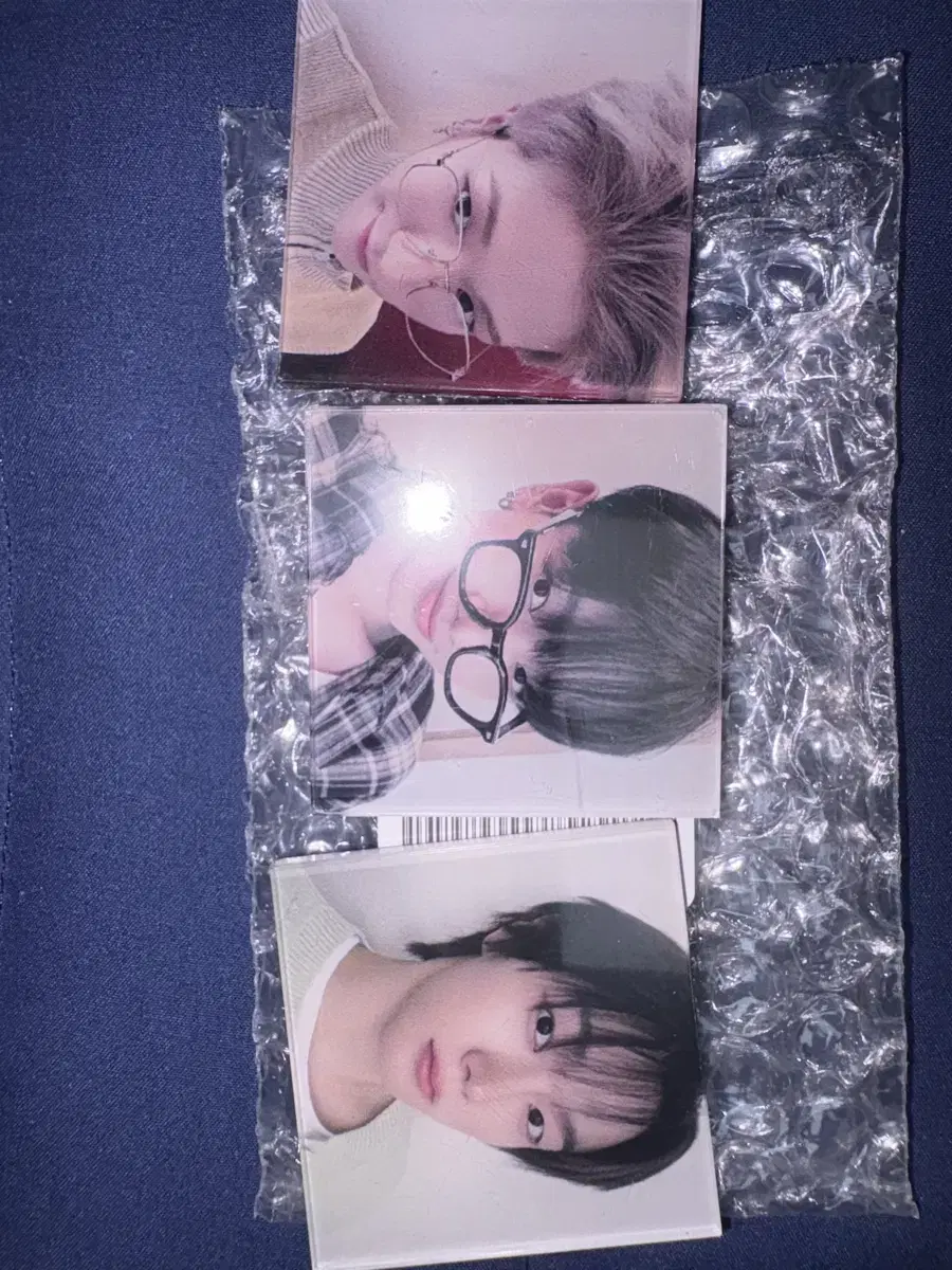 Weverse pre-order benefit magnet riwoo jaehyun sungho bulk