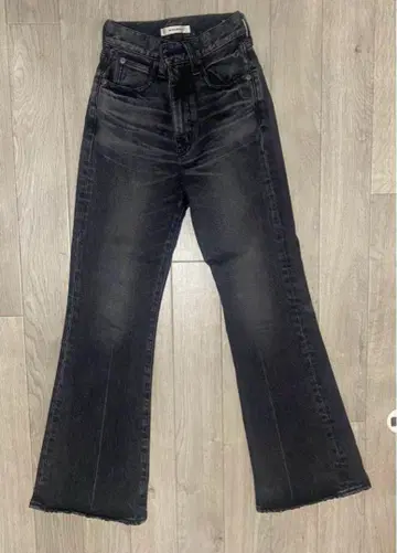 moussy MVS BLACK FLARE 23인치
