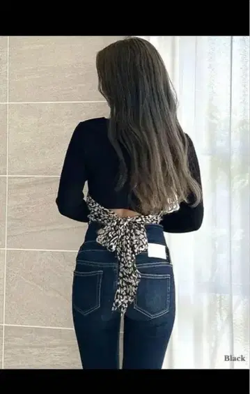 GYDA 레오파드 백 리본 탑