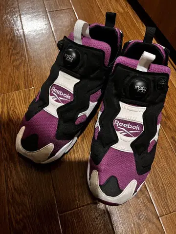 리복 Instapump Fury 퍼플/블랙 26.5cm
