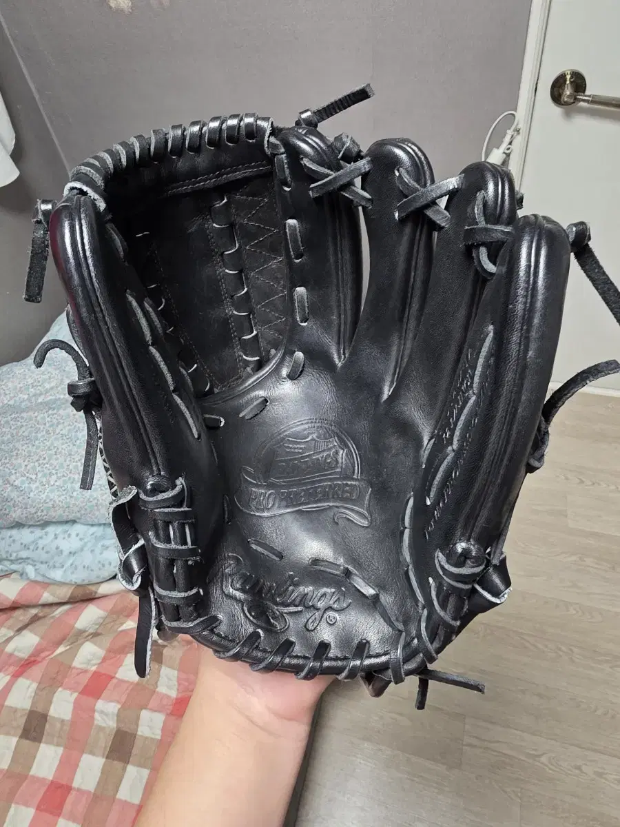 Rawlings Pro Preferred Moon Dong-ju Embroidered Model