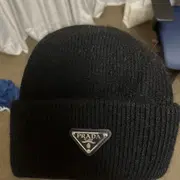 箱付⭐︎完売商品⭐︎PRADA ナイロンビーニー！最終値下げ！ 箱付⭐︎完売商品⭐︎PRADA ナイロンビーニー！最終値下げ！