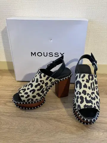 MOUSSY BUCKLE WOODEN 샌들 레오파드 무늬 S 사이즈