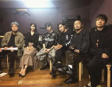 마이파스 hiro 착용 세트 맨투맨 카고 팬츠 자켓 티셔츠