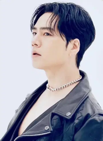 토사카 히로오미 씨 착용과 비슷한 목걸이