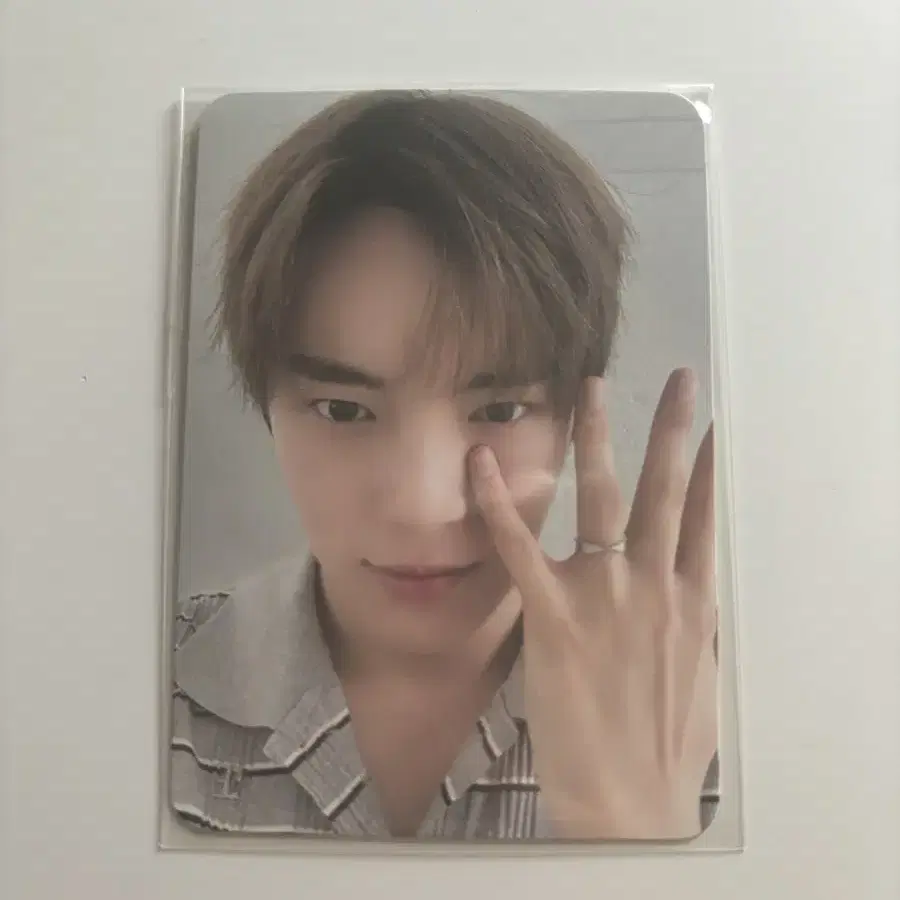 Minhyuk (Of Monsta X) 'No Limit' Hand Autographed(Singed