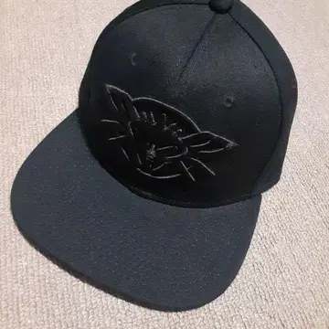 미사용 BLACK FLYS 캡