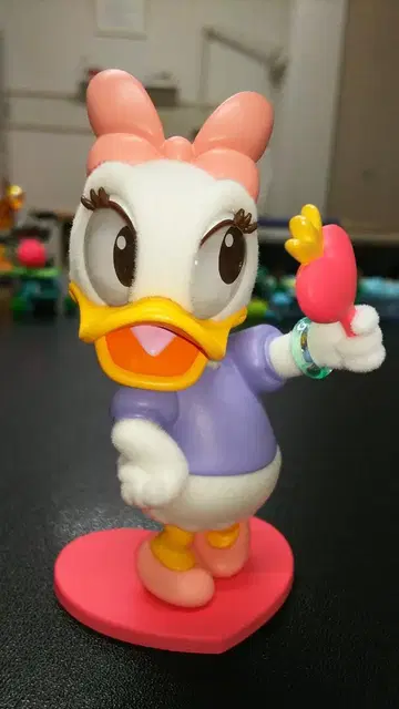 데이지 52TOYS 디즈니 플로키 피규어