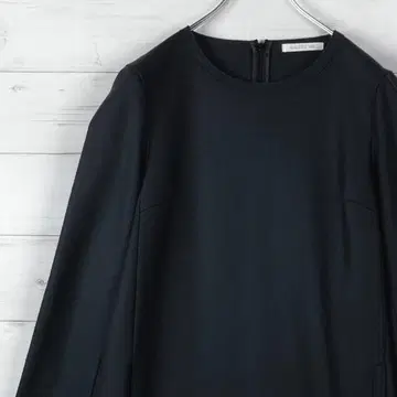 투모로우랜드 갤러리 바이 원피스 미들 기장 울 100% 1